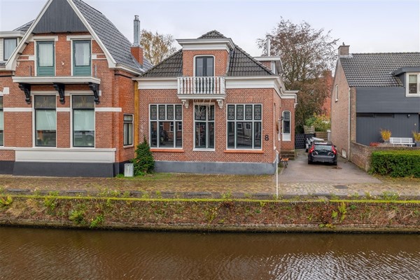 Te koop: Sfeervolle karakterwoning gelegen op een superfijne locatie !